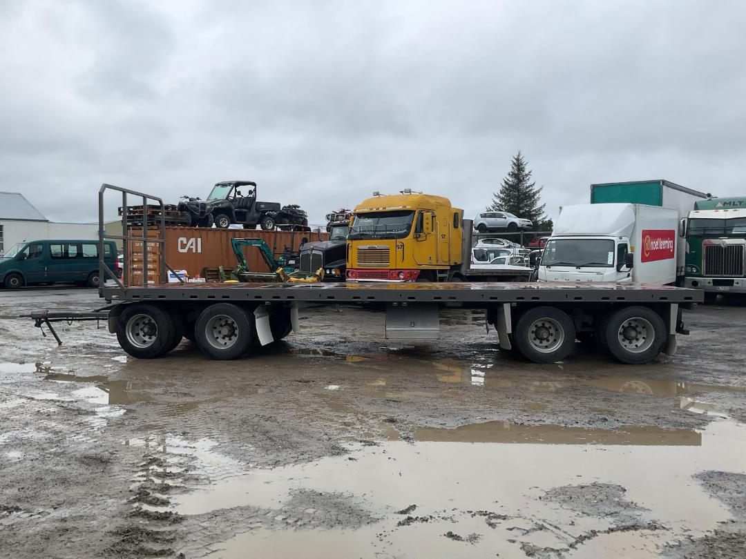 Photo '7' of Trailer E&H 4ACS Curtainsider Trailer Photo '7' of Trailer E&H 4ACS Curtainsider Trailer