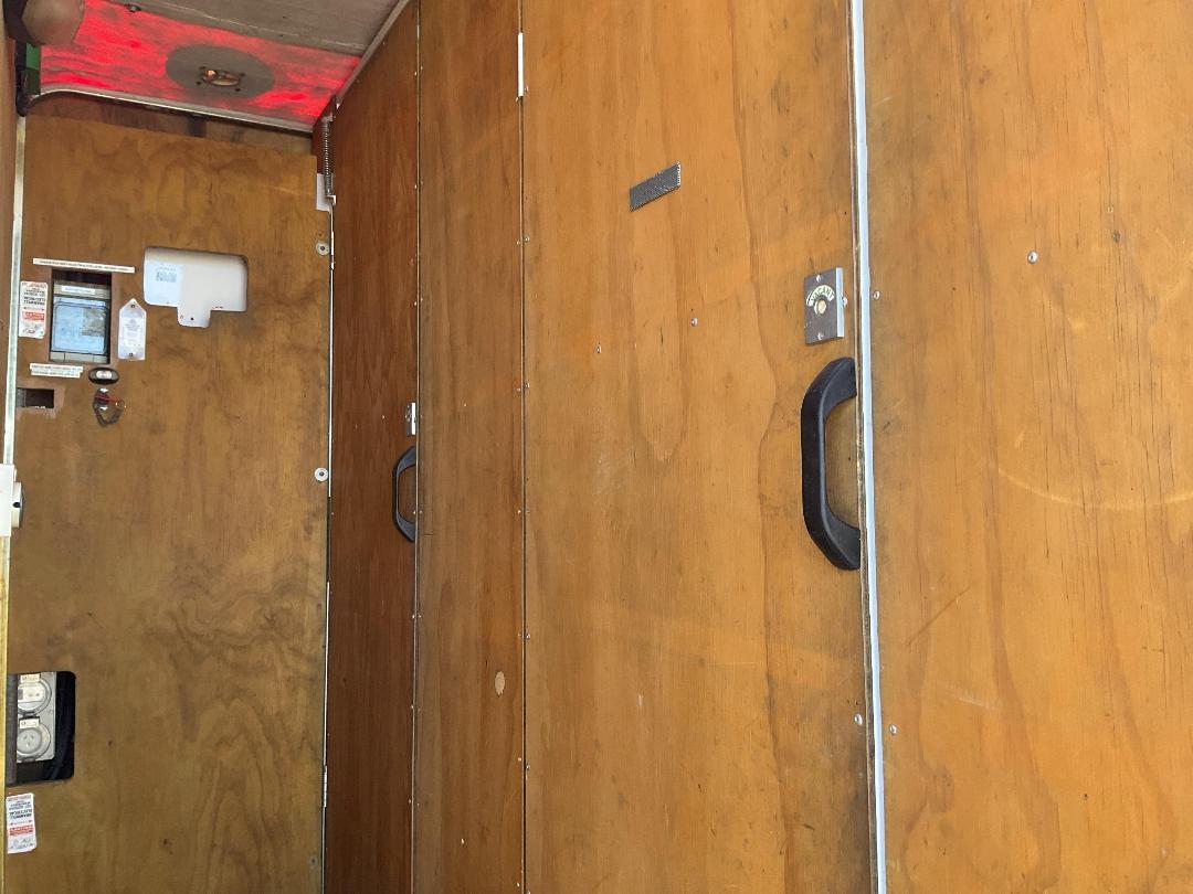 Photo '19' of TRAILER KARIZMA Box Body - Tandem