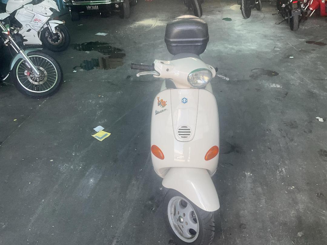 Photo '3' of Vespa ET2 no submodel