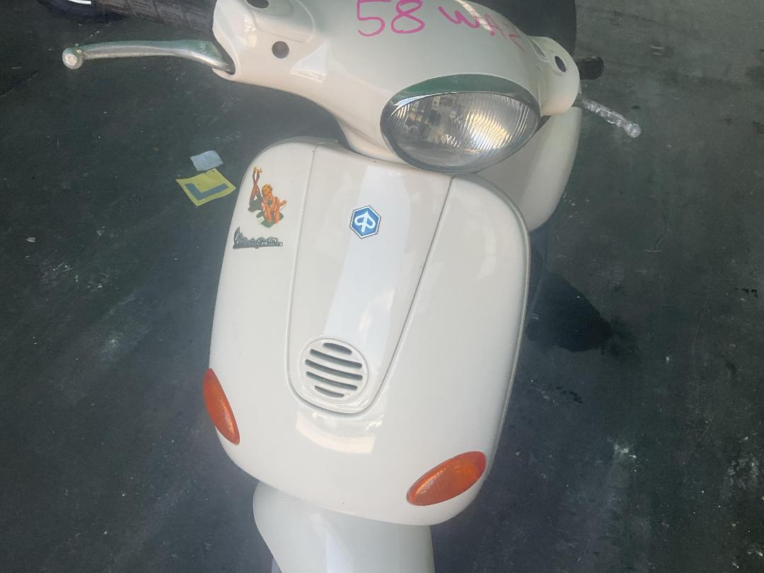 Photo '16' of Vespa ET2 no submodel