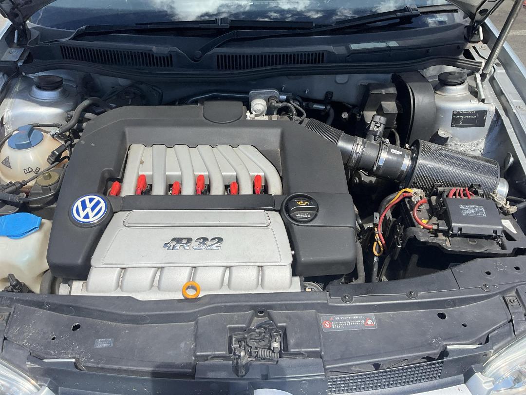 Photo '7' of Volkswagen Golf R32 Photo '7' of Volkswagen Golf R32