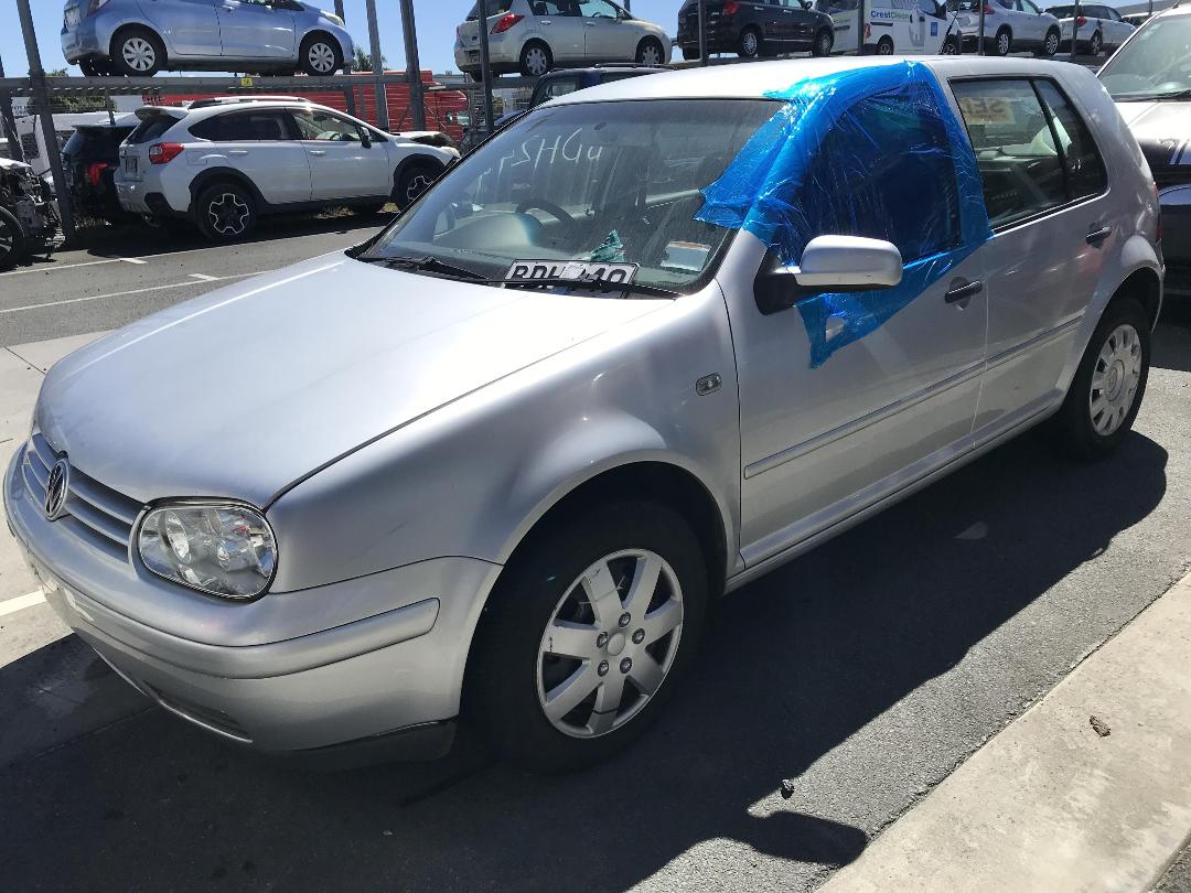 Photo '2' of Volkswagen Golf