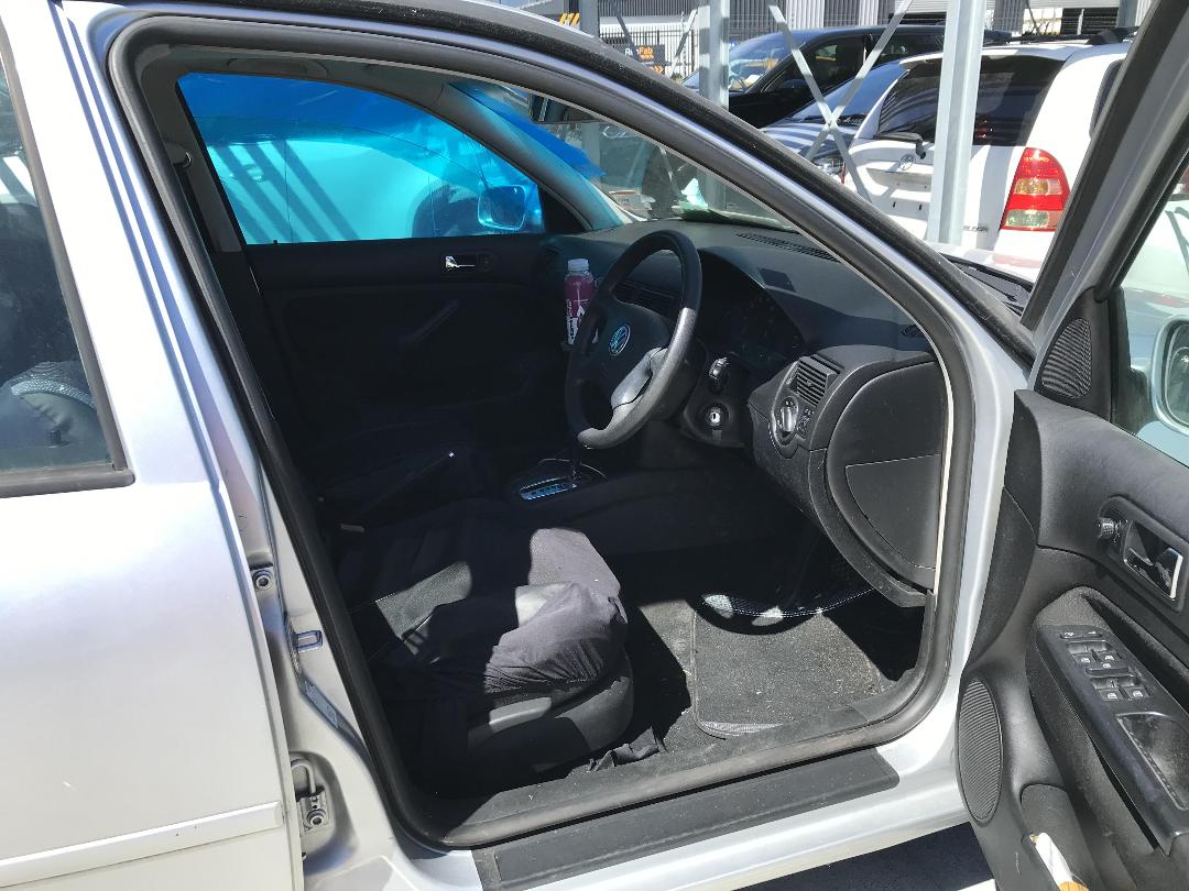 Photo '23' of Volkswagen Golf