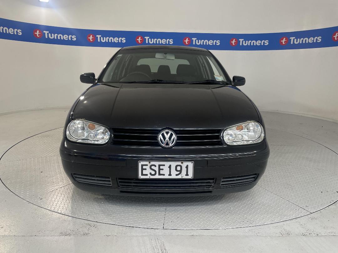 Photo '3' of Volkswagen Golf Photo '3' of Volkswagen Golf