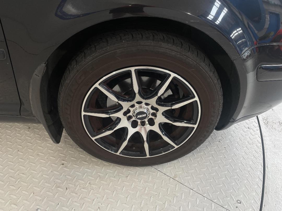 Photo '2' of Volkswagen Golf Photo '2' of Volkswagen Golf