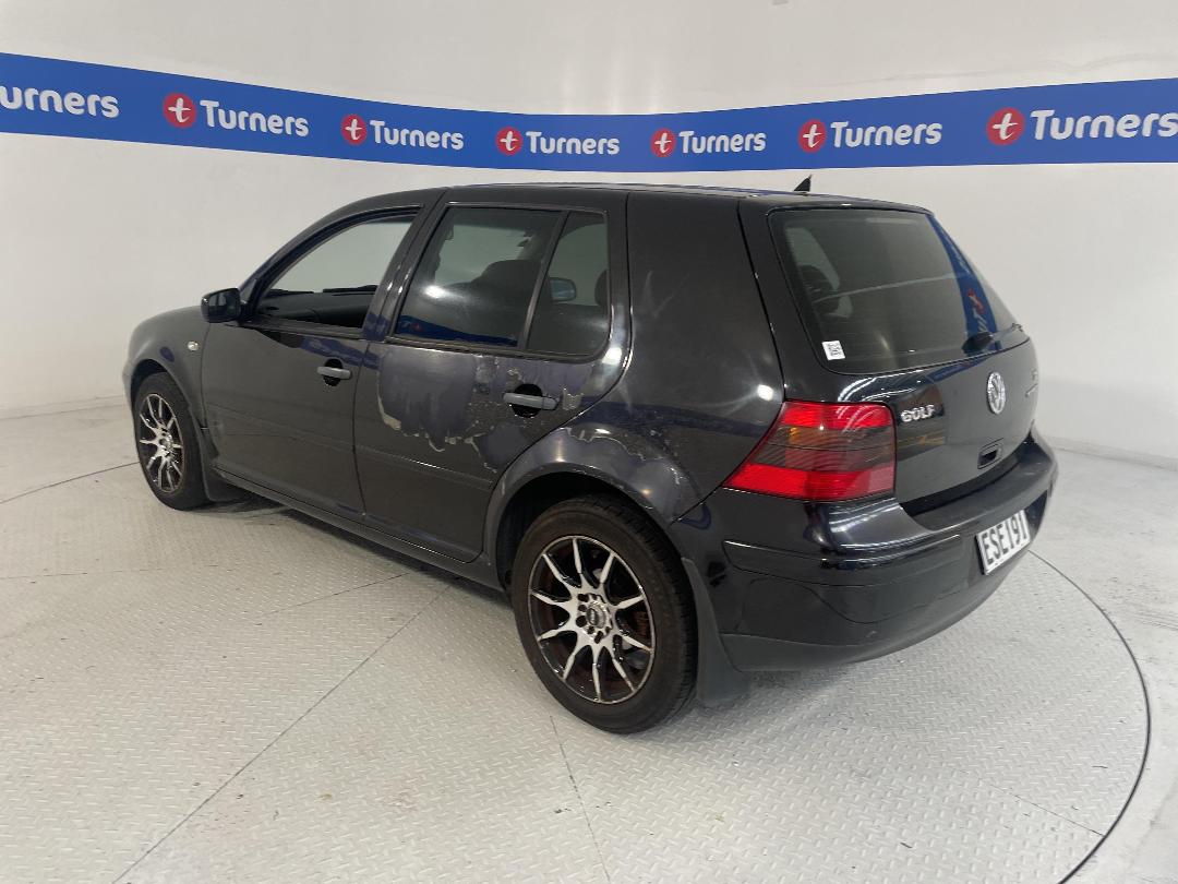 Photo '10' of Volkswagen Golf Photo '10' of Volkswagen Golf