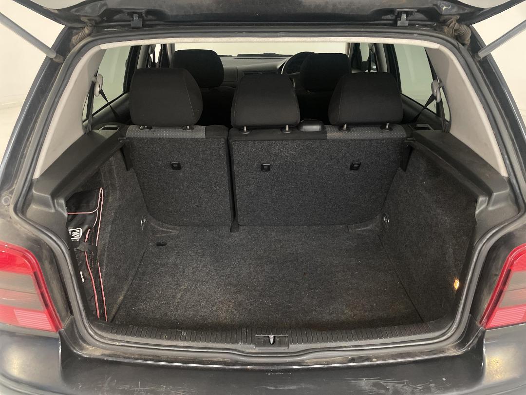 Photo '12' of Volkswagen Golf Photo '12' of Volkswagen Golf