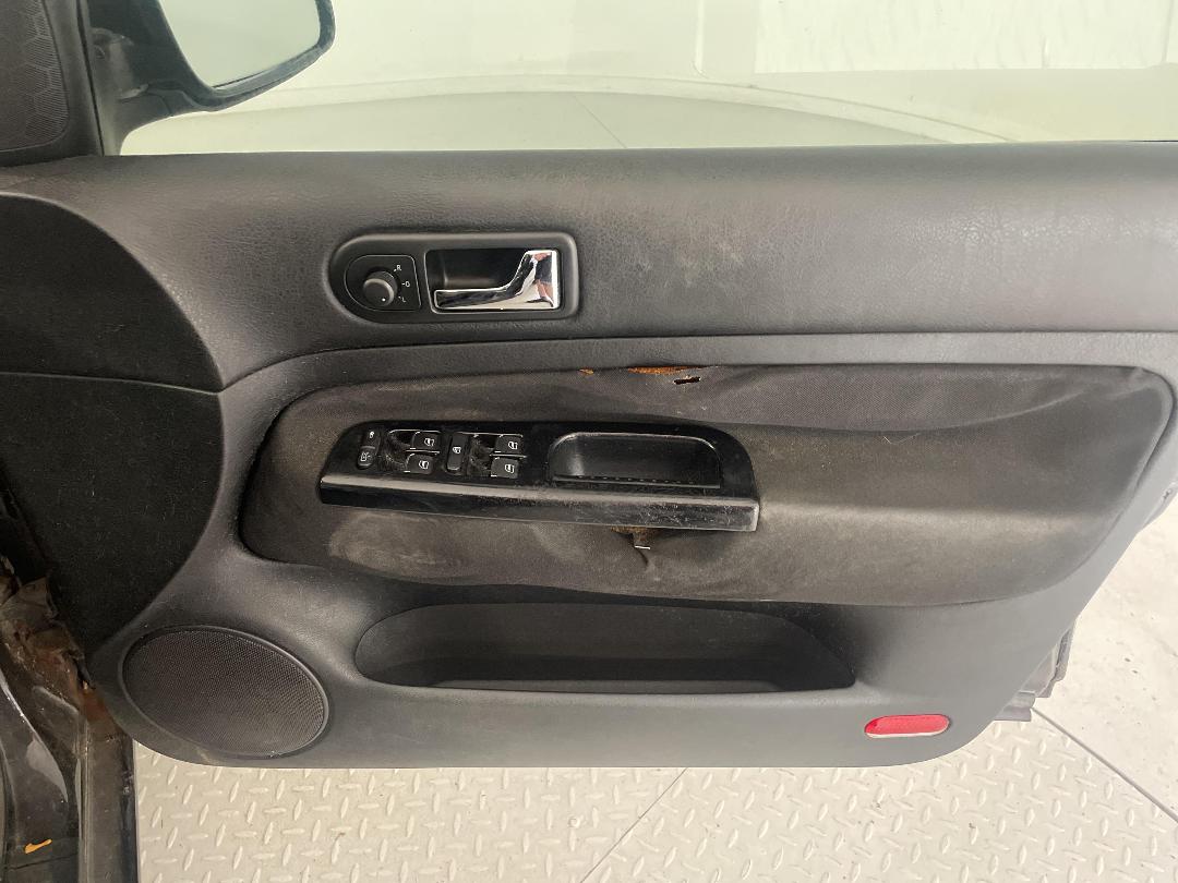 Photo '13' of Volkswagen Golf Photo '13' of Volkswagen Golf