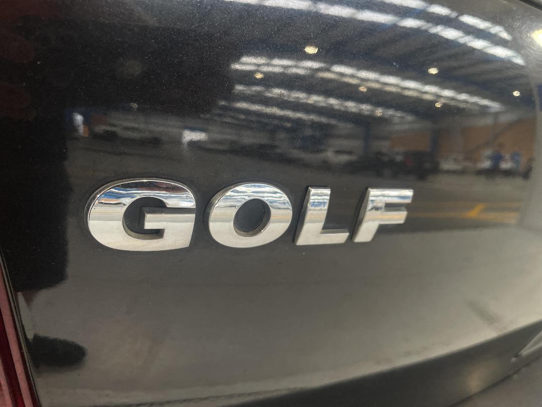 Photo '31' of Volkswagen Golf Photo '31' of Volkswagen Golf