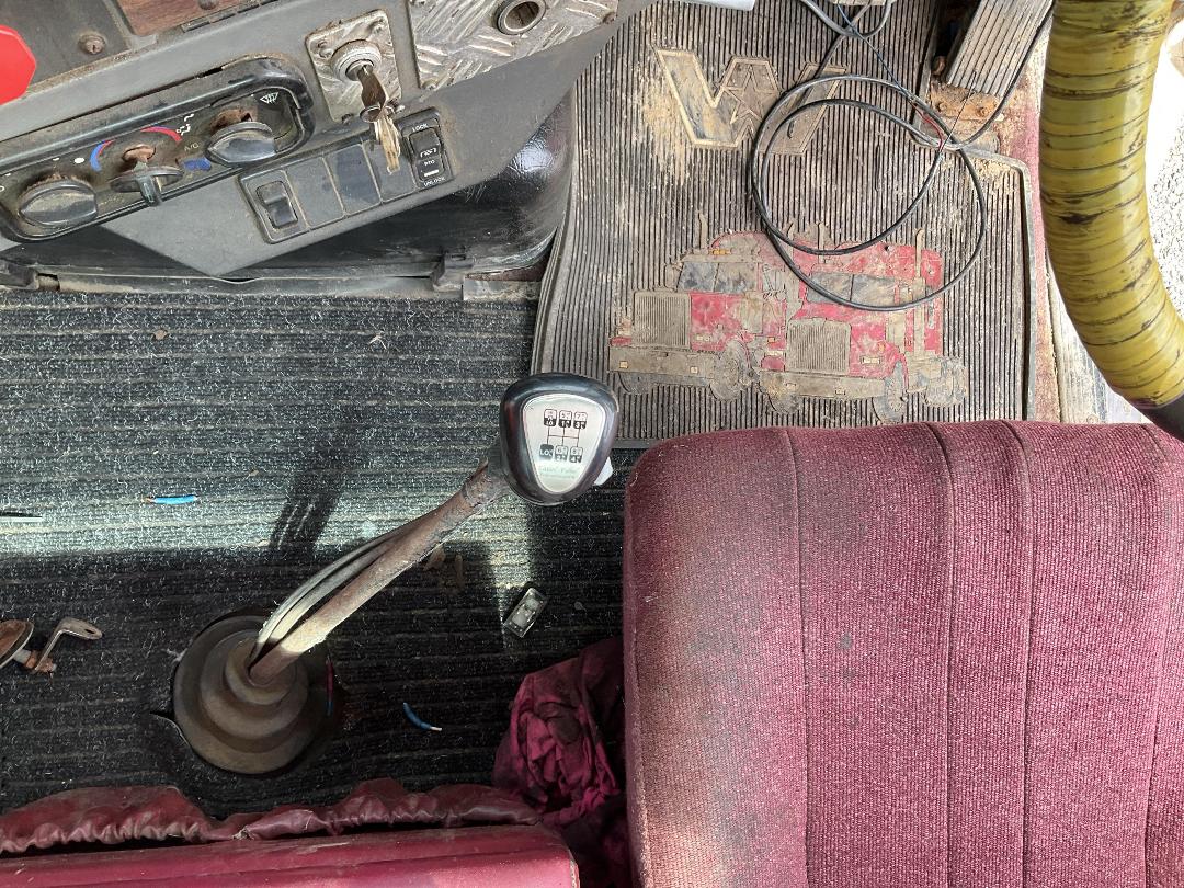 Photo '18' of Western Star 5864SS Tipper Tipper