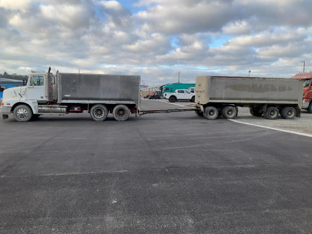 Photo '8' of Western Star 5864SS Tipper Tipper