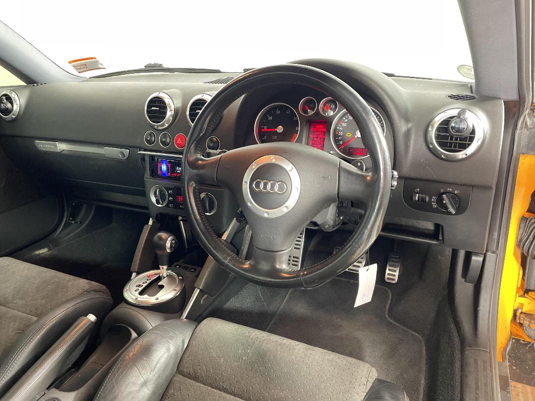 Photo '17' of Audi TT