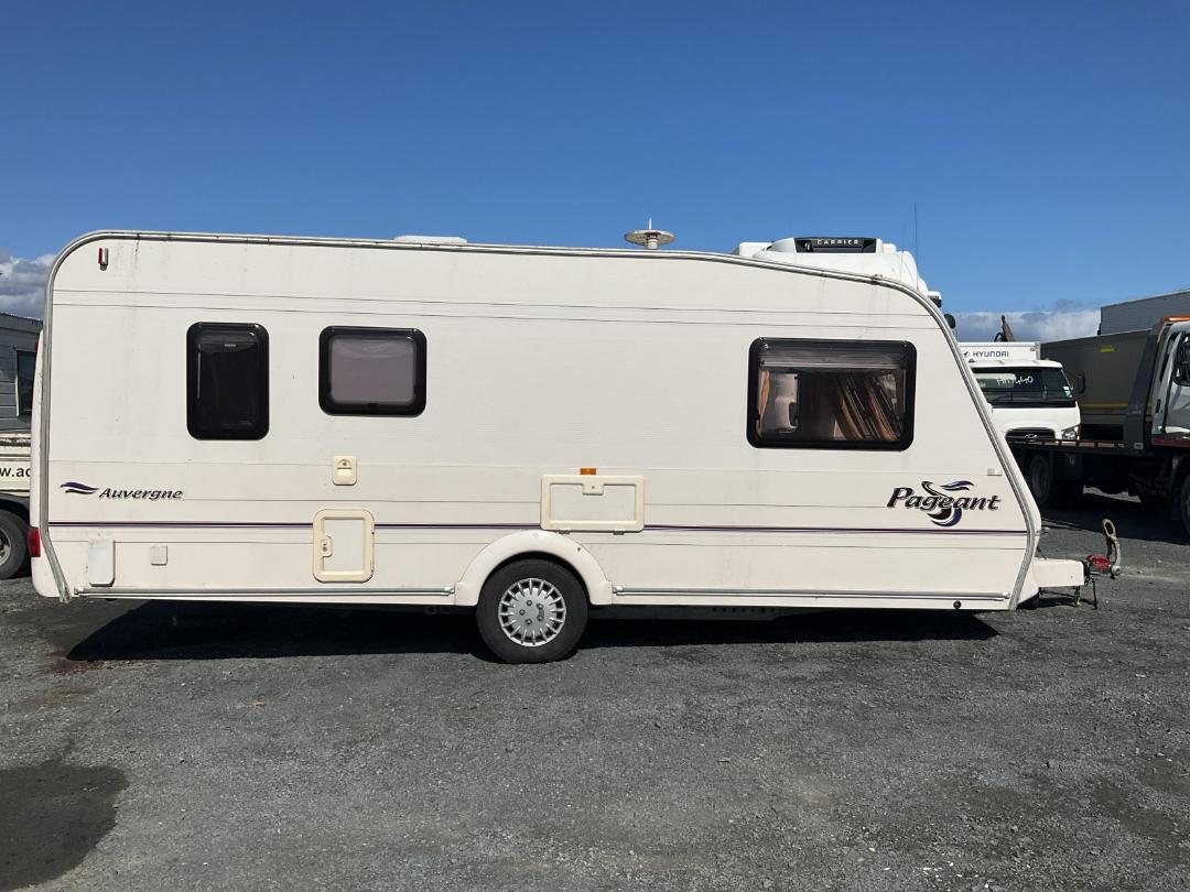 Photo '2' of BaileyPageant Auvergne Caravan - Single Photo '2' of BaileyPageant Auvergne Caravan - Single