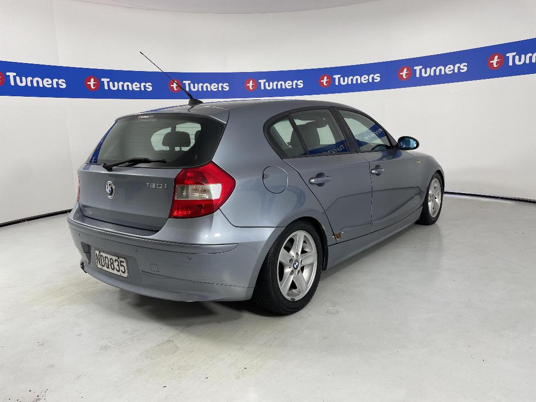 Photo '7' of BMW 120I Photo '7' of BMW 120I