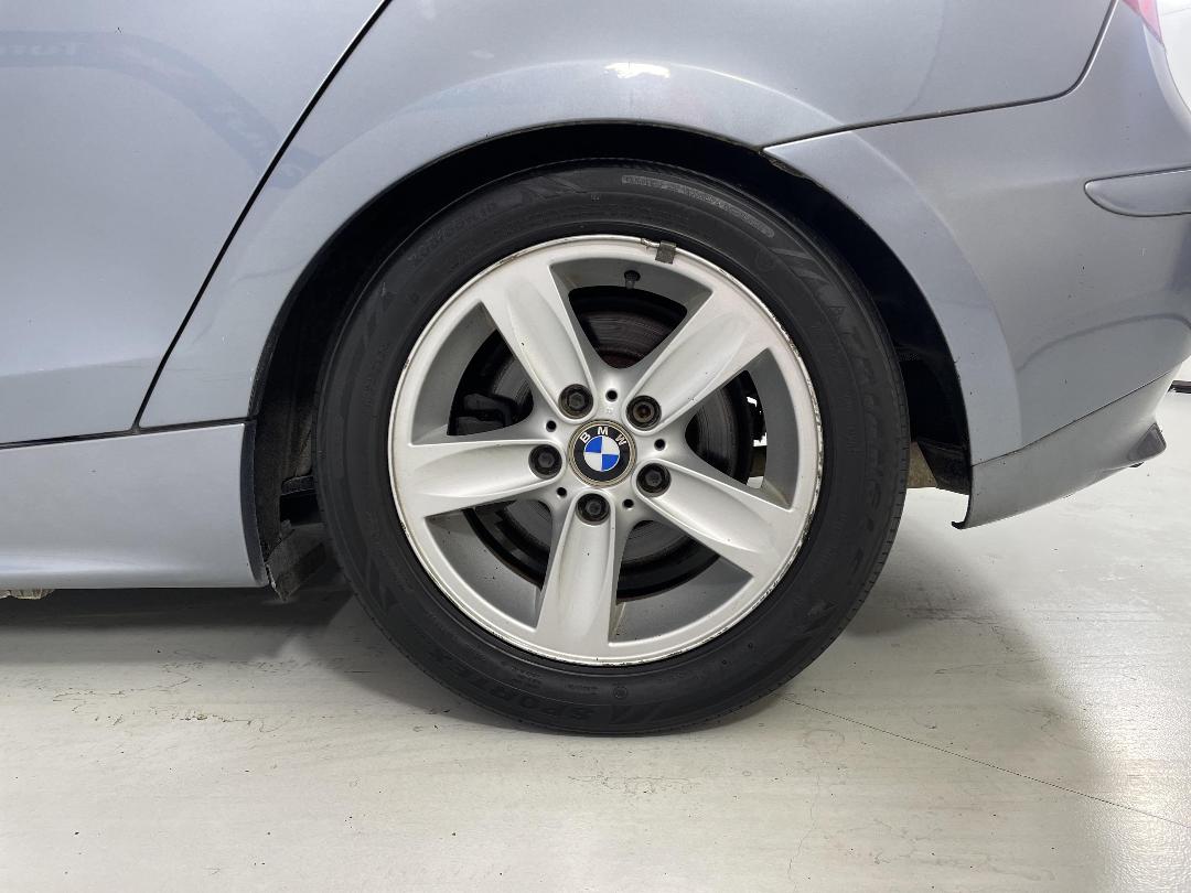 Photo '11' of BMW 120I Photo '11' of BMW 120I