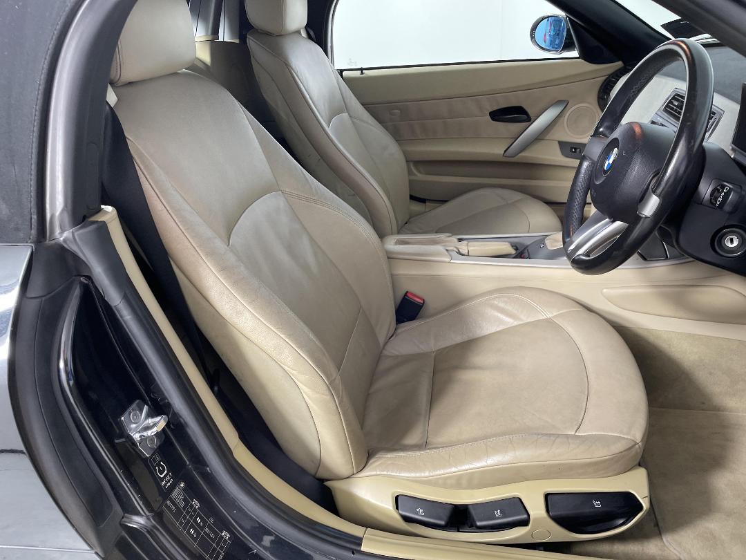 Photo '16' of BMW Z4 Photo '16' of BMW Z4