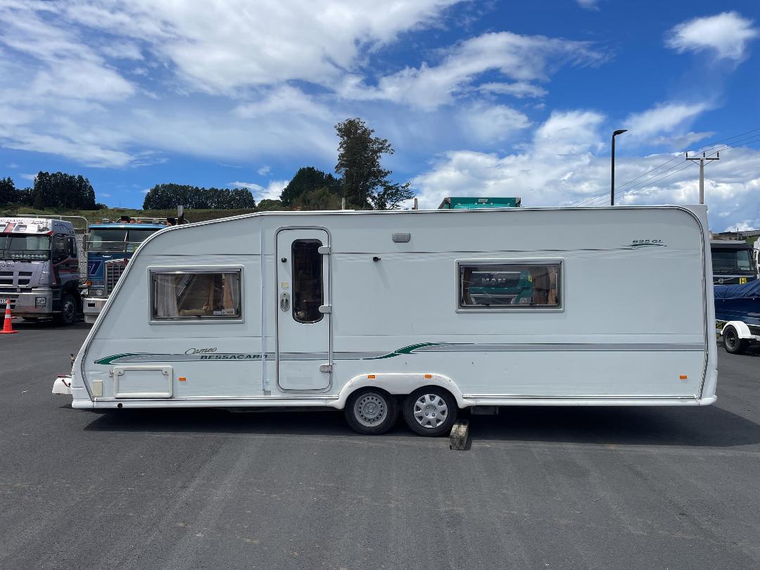 Photo '6' of CARAVAN BESSACAR Caravan - Tandem