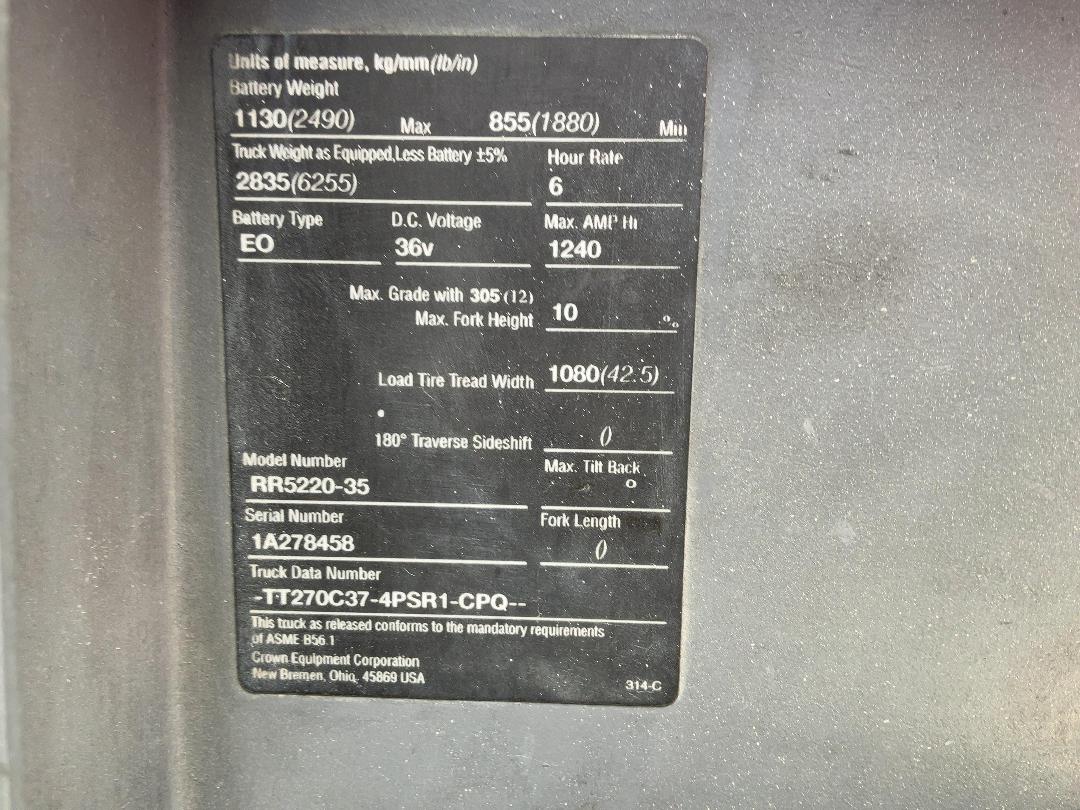 Photo '27' of Crown RR5220 Reach Truck Photo '27' of Crown RR5220 Reach Truck