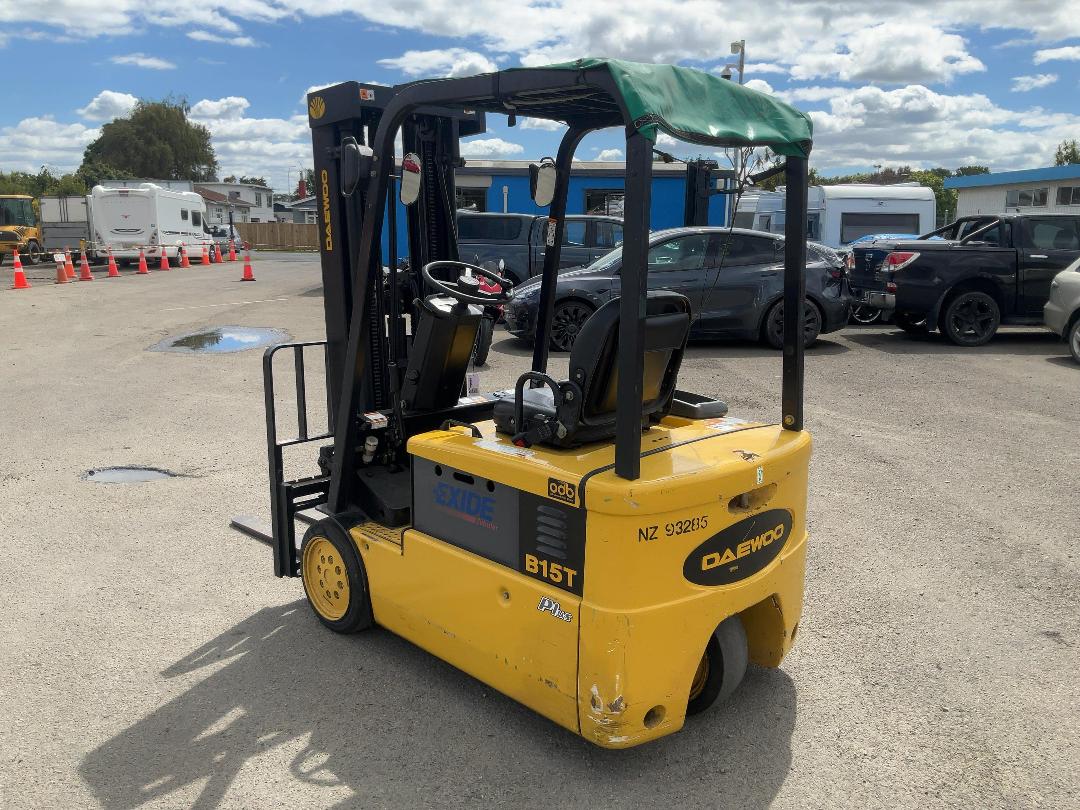 Photo '7' of Daewoo B15T-2 Forklift