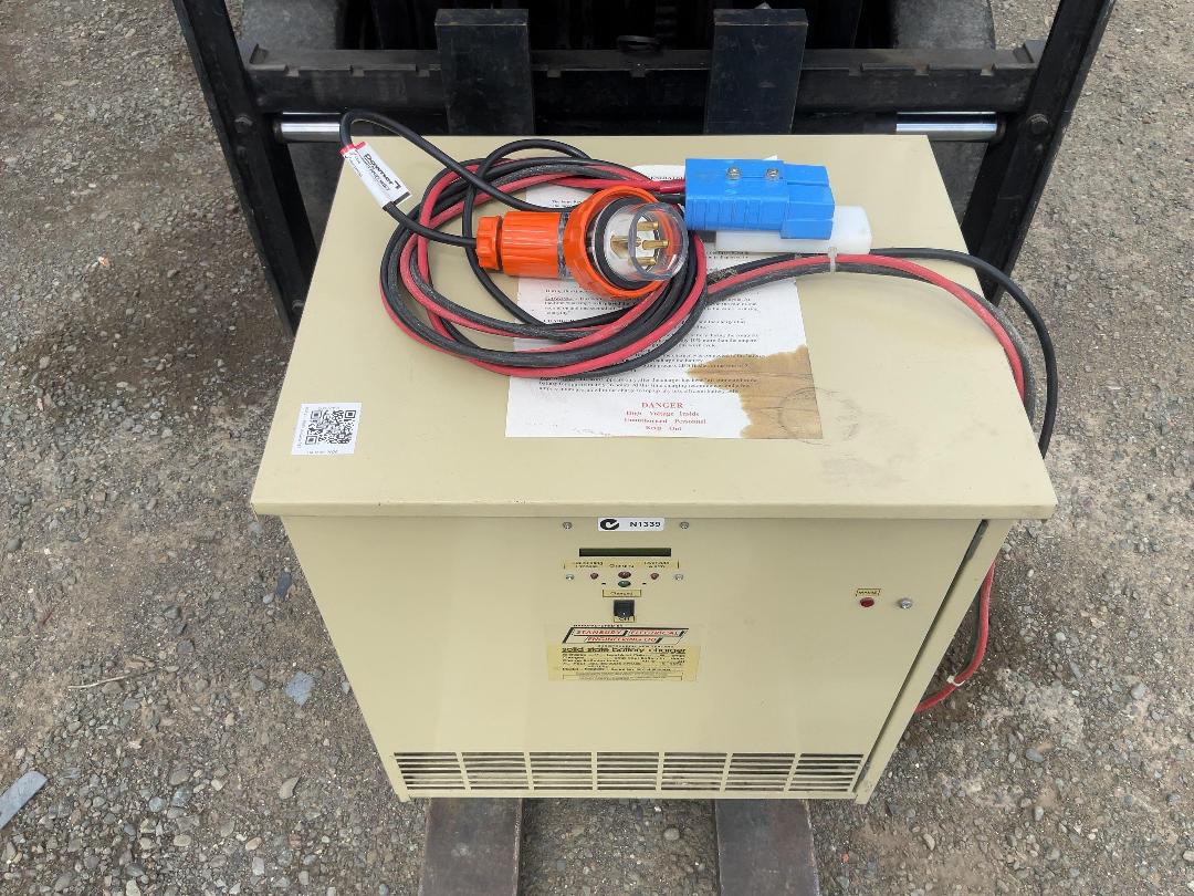 Photo '22' of Daewoo B15T-2 Forklift