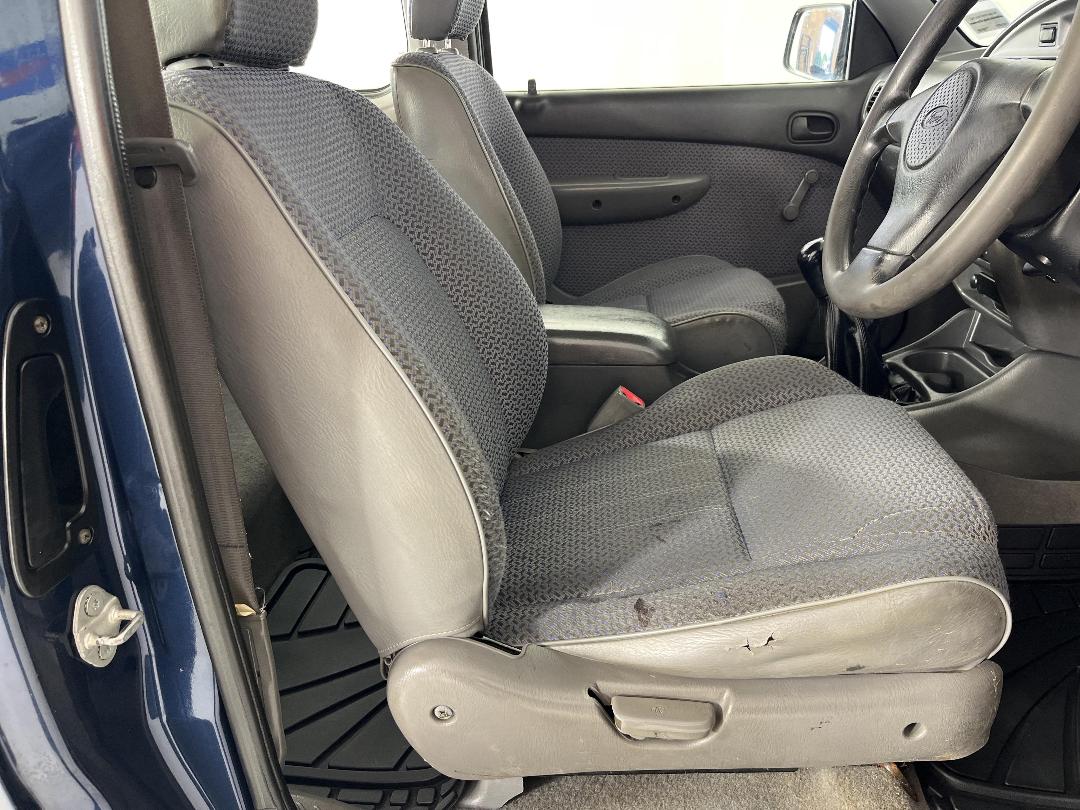 Photo '16' of Ford Courier Photo '16' of Ford Courier