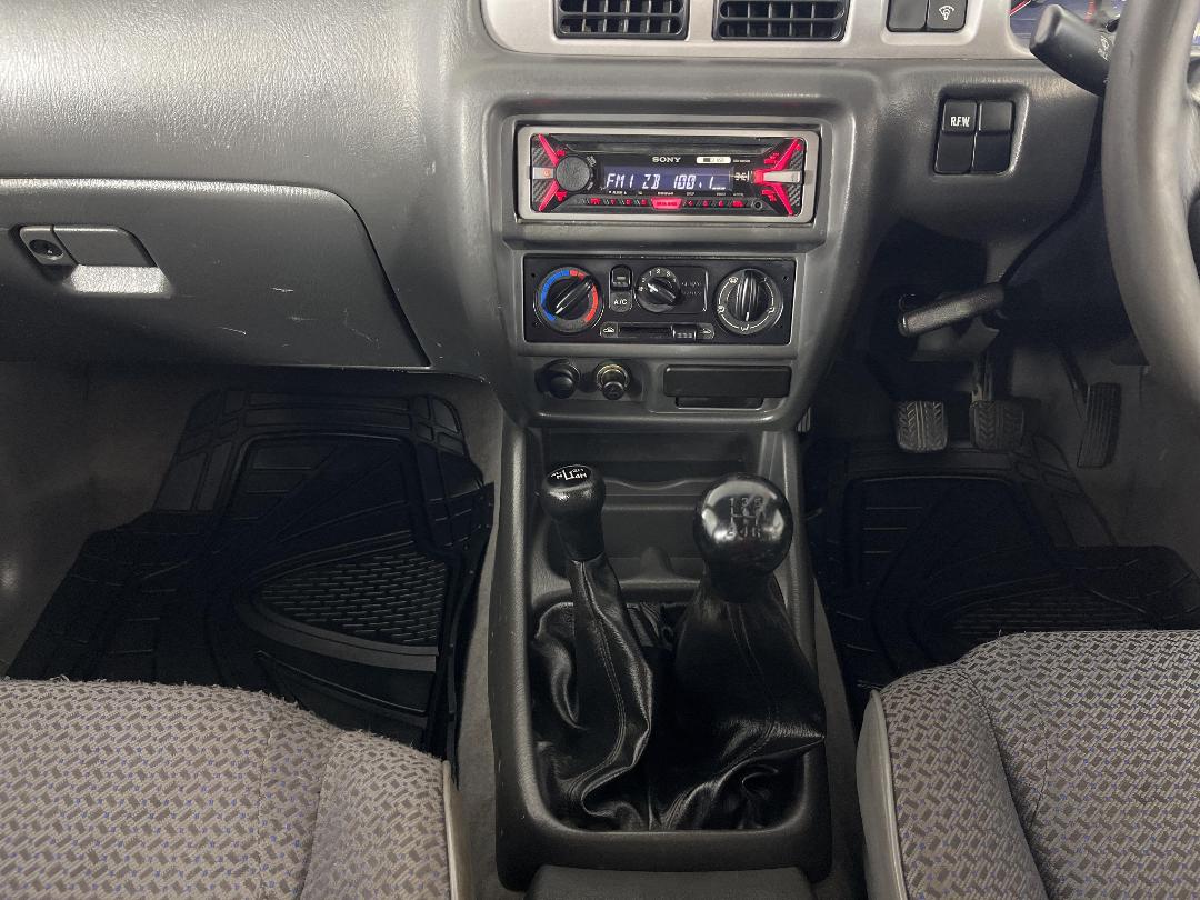 Photo '18' of Ford Courier Photo '18' of Ford Courier