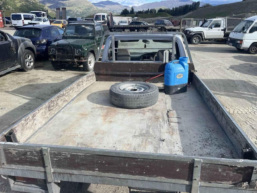 Photo '9' of Ford Courier XL TD C/CAB