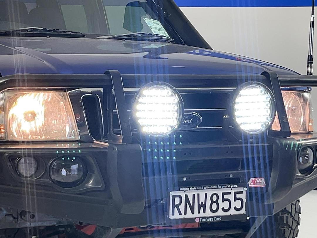 Photo '23' of Ford Courier Photo '23' of Ford Courier