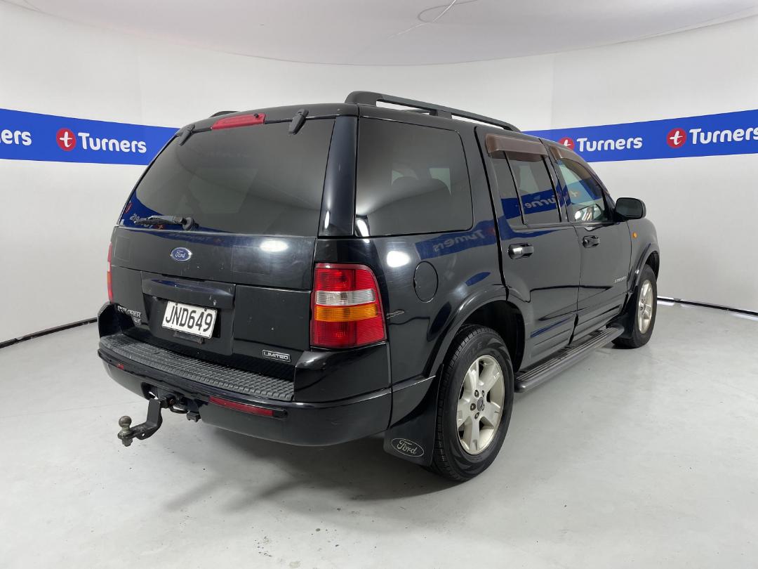 Photo '7' of Ford Explorer