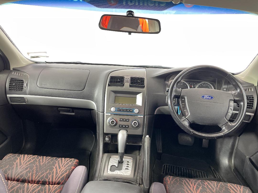 Photo '17' of Ford Falcon