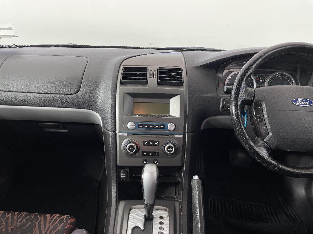 Photo '18' of Ford Falcon