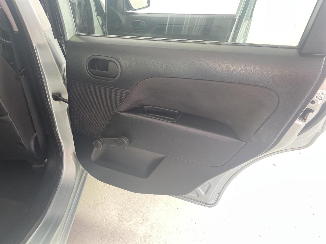 Photo '19' of Ford Fiesta Photo '19' of Ford Fiesta