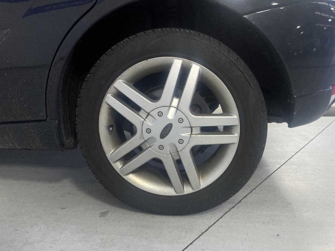 Photo '11' of Ford Focus