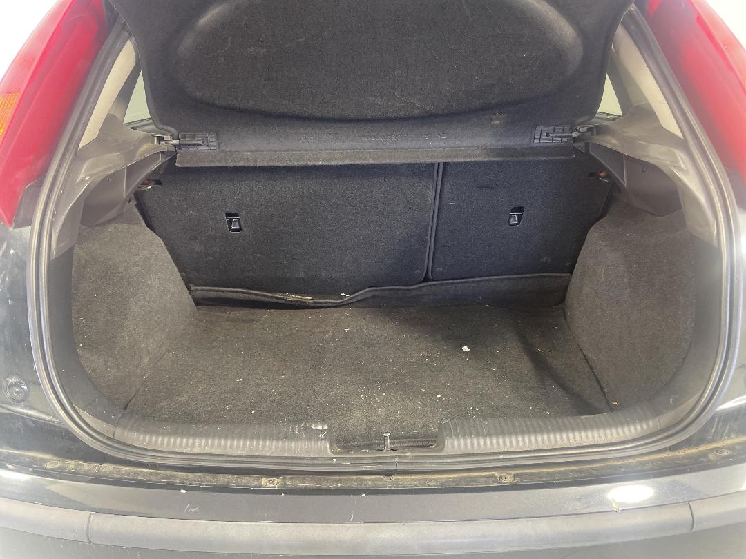 Photo '14' of Ford Focus