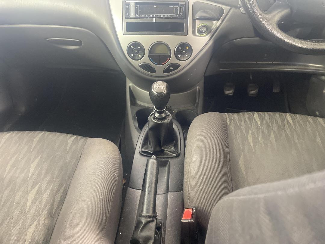 Photo '18' of Ford Focus