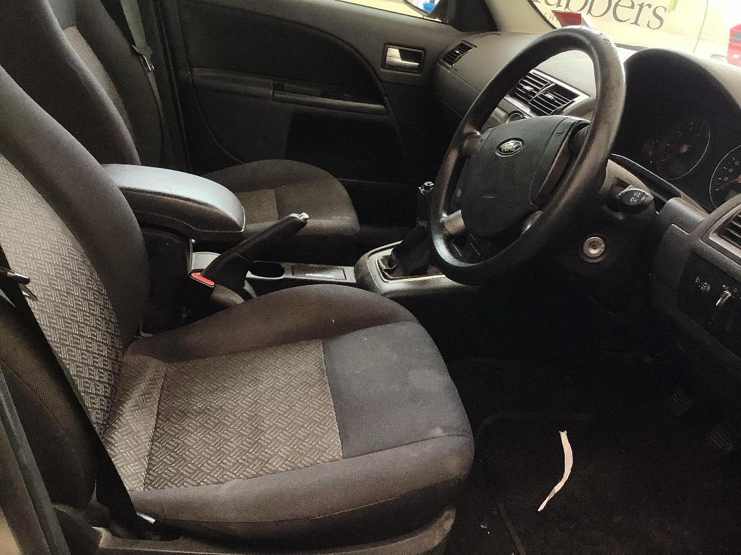 Photo '10' of Ford Mondeo Photo '10' of Ford Mondeo