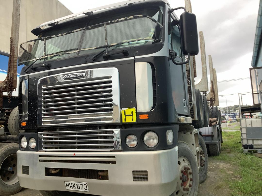 Photo '13' of FREIGHTLINER ARGOSY Logger Photo '13' of FREIGHTLINER ARGOSY Logger