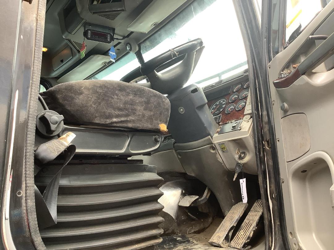 Photo '4' of FREIGHTLINER ARGOSY Logger Photo '4' of FREIGHTLINER ARGOSY Logger