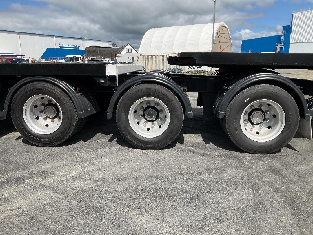 Photo '40' of Fruehauf FA3B-7.3 Flat Deck B-Train