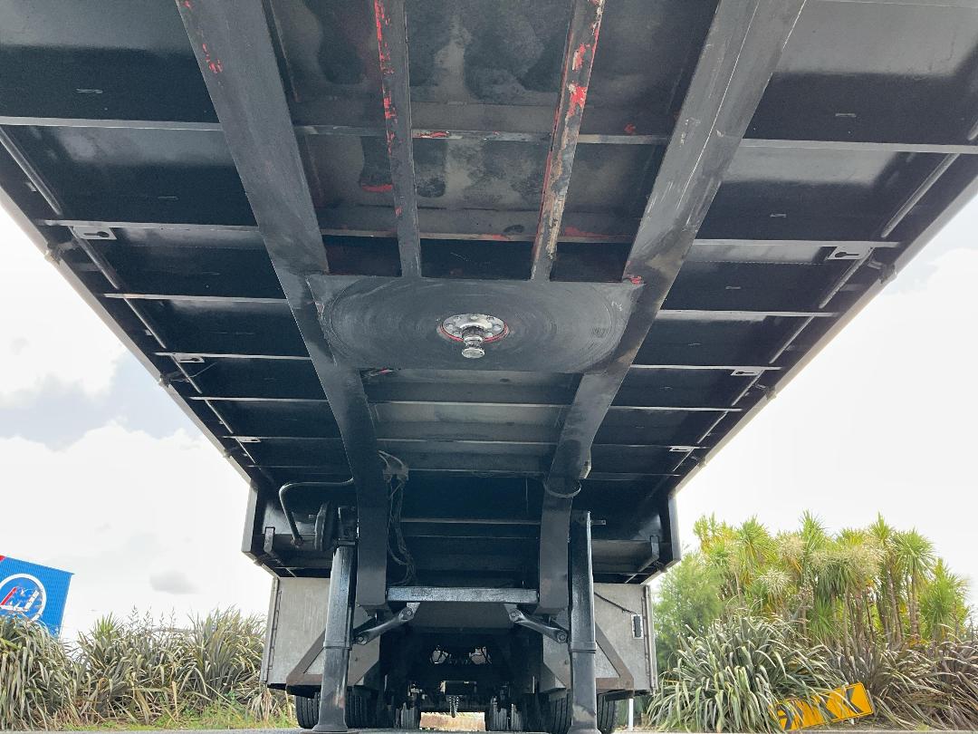 Photo '20' of Fruehauf FA3B-7.3 Flat Deck B-Train