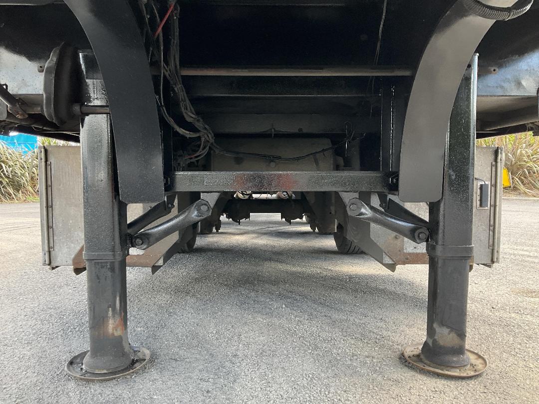 Photo '21' of Fruehauf FA3B-7.3 Flat Deck B-Train