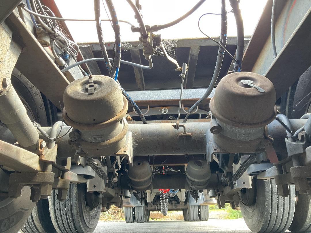 Photo '30' of Fruehauf FA3B-7.3 Flat Deck B-Train