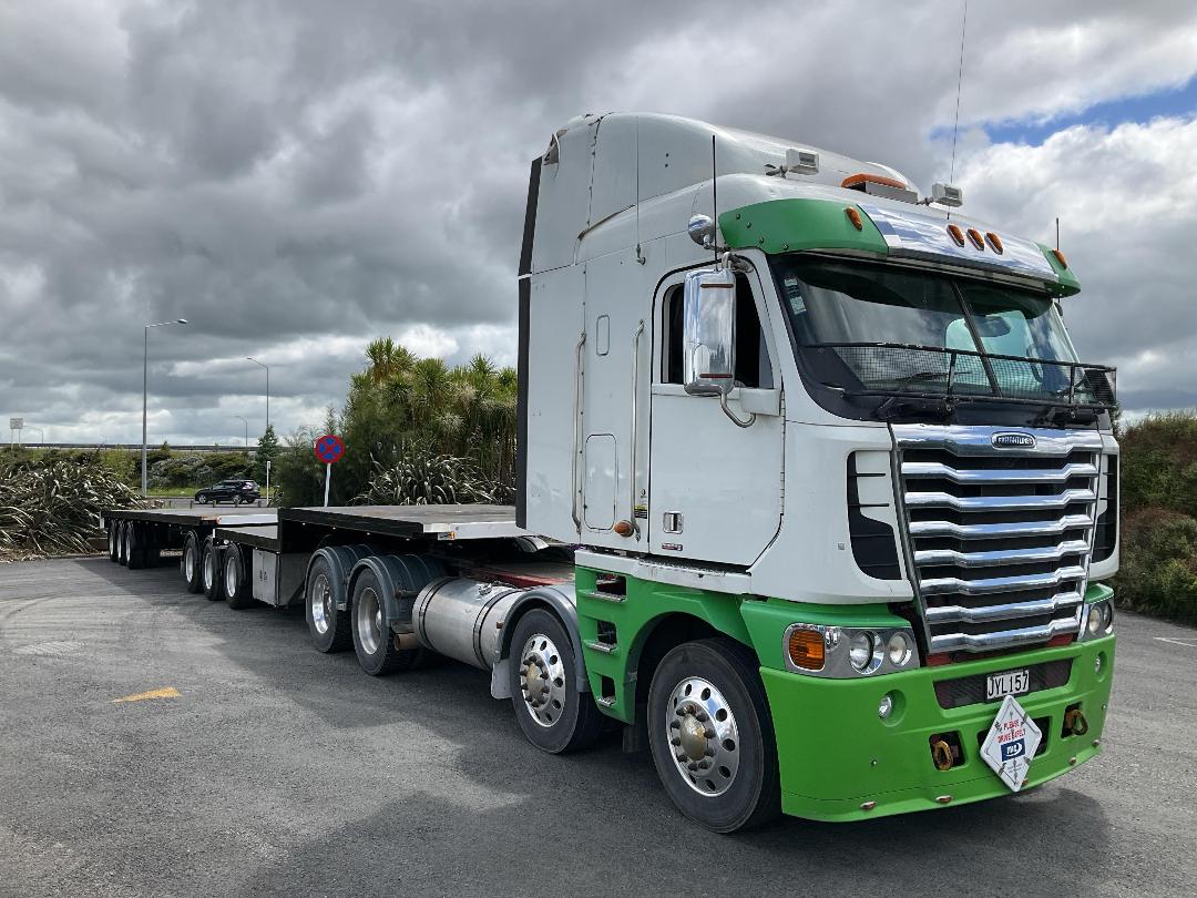 Photo '3' of Fruehauf FA3B-7.3 Flat Deck B-Train