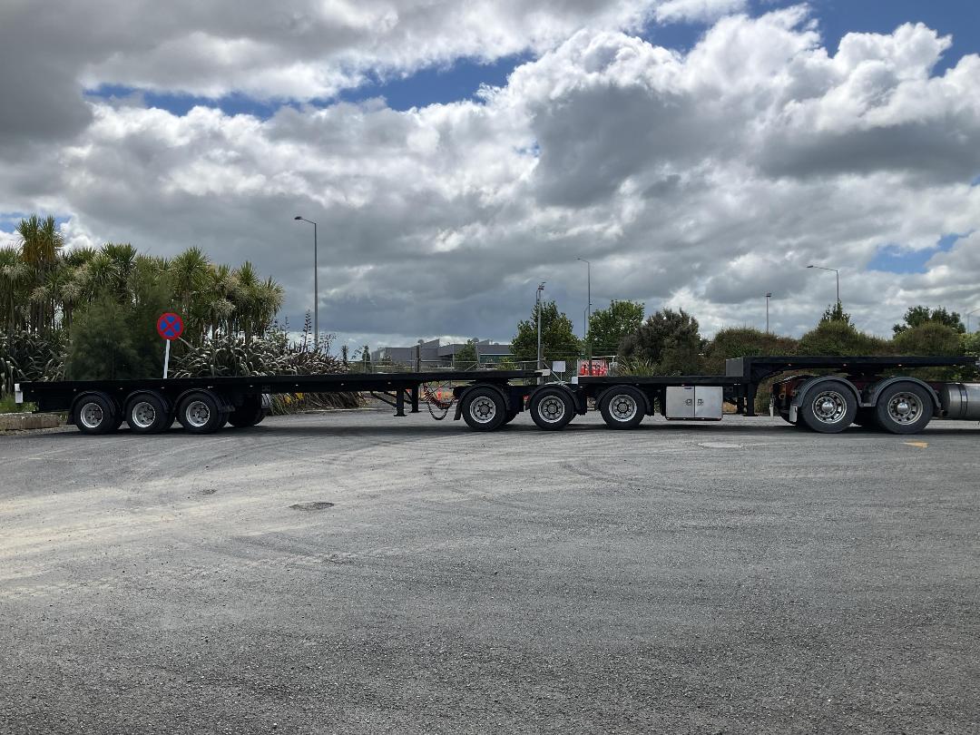 Photo '5' of Fruehauf FA3B-7.3 Flat Deck B-Train