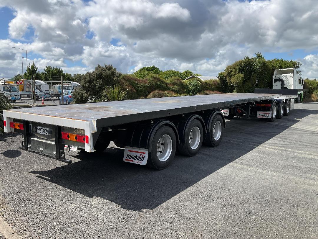 Photo '4' of Fruehauf FBC FA3-11.3 Flat Deck B-Train