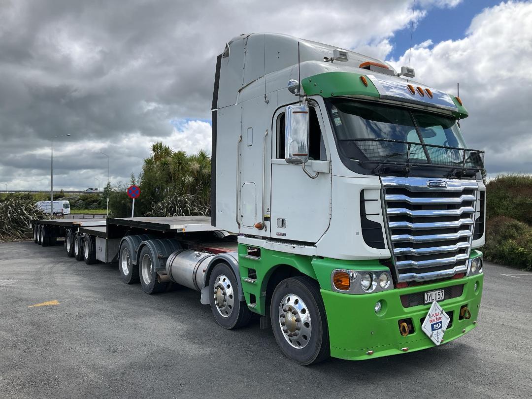 Photo '10' of Fruehauf FBC FA3-11.3 Flat Deck B-Train