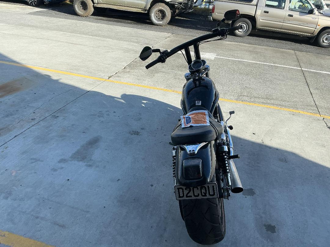 Photo '6' of Harley Davidson Vrscb