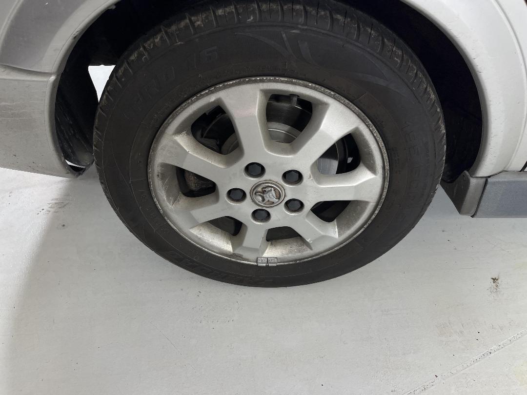 Photo '10' of Holden Astra Classic