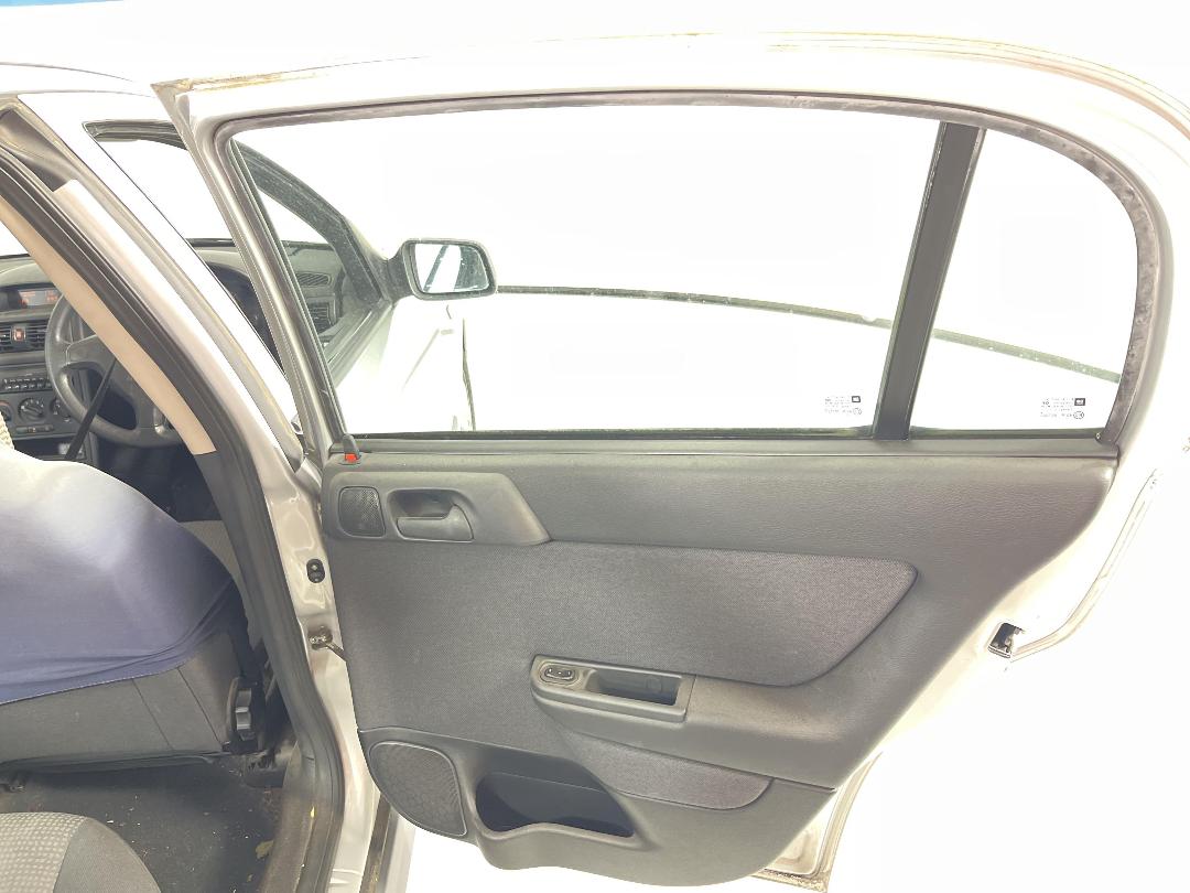 Photo '17' of Holden Astra Classic