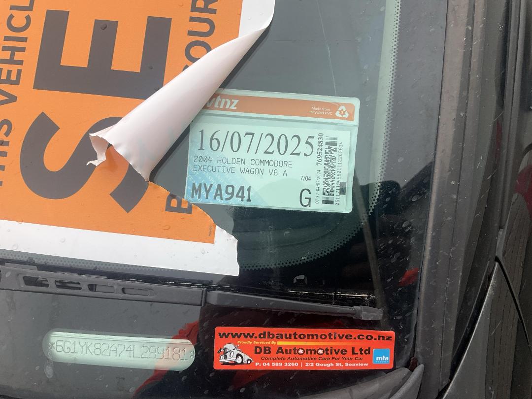 Photo '14' of Holden Commodore Executive V6